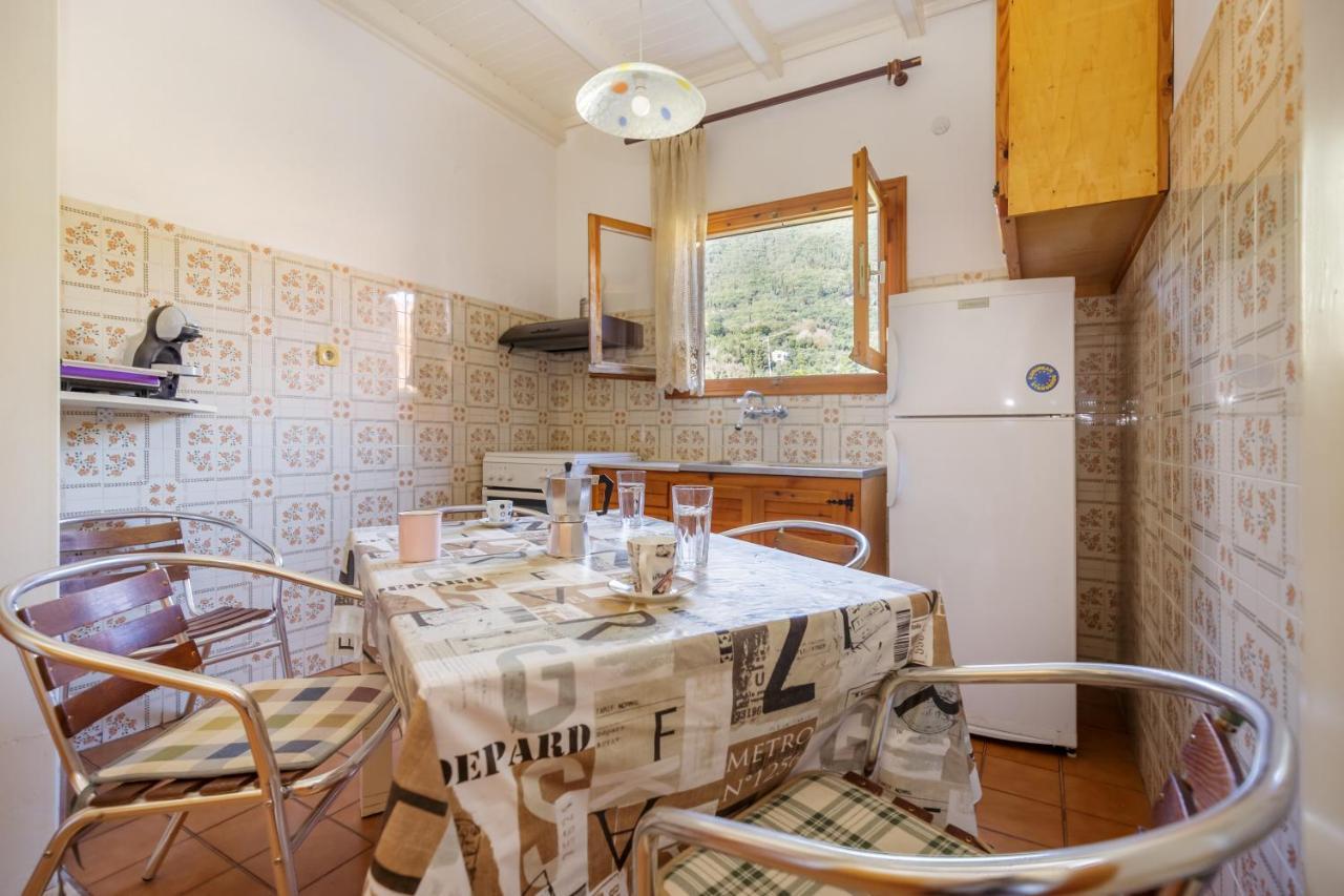 Dragana Apartments อิปโซส ภายนอก รูปภาพ